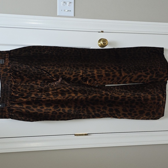 CAbi Party Leopard Print Wide-Leg Pants And Tank Top. Medium Tank. Large Pant - Picture 2 of 5